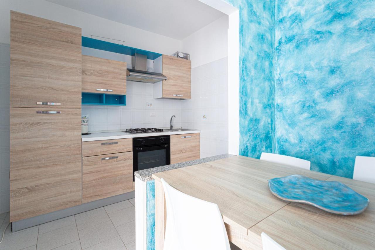 Trilocale A 100 M Dal Mare Climatizzato Apartment Torre Pali Bagian luar foto